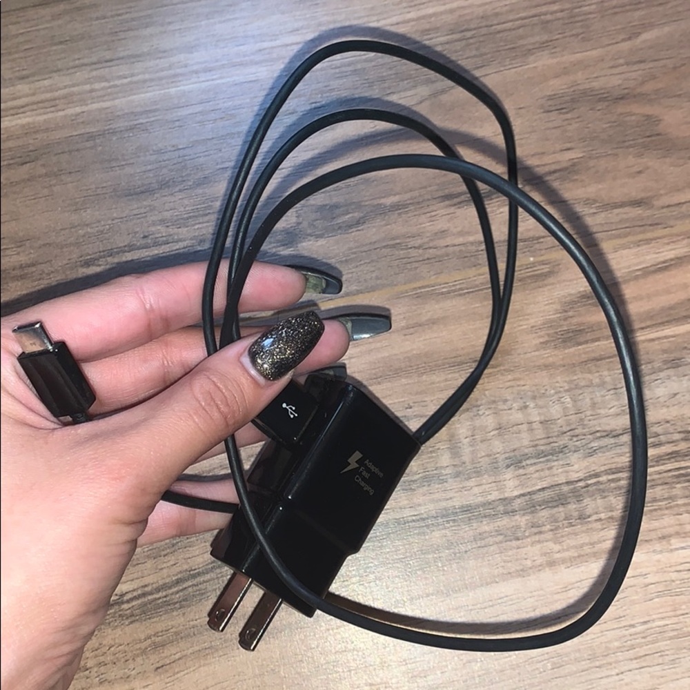 BRAND NEW Galaxy S9 charger - Picture 1 of 1